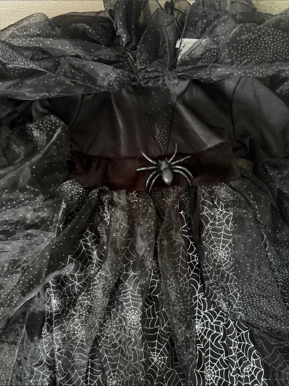 Pottery Barn Kids glow in the dark witch Halloween costume size 3
